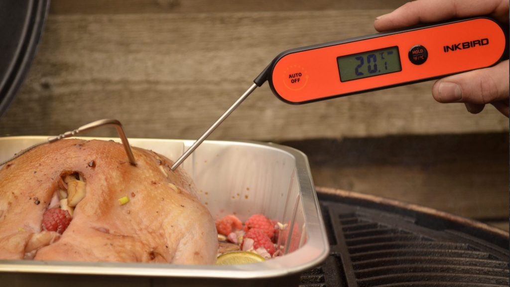 Gerookte hele eend met framboos